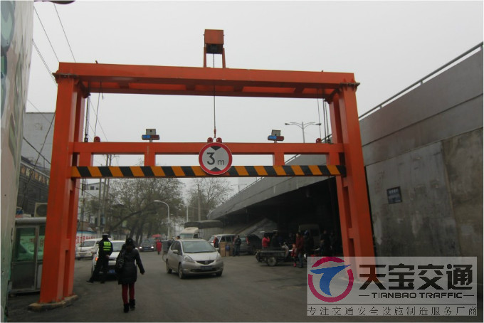 南京公路限高架杆生产厂家|道路限高架标杆加工厂家